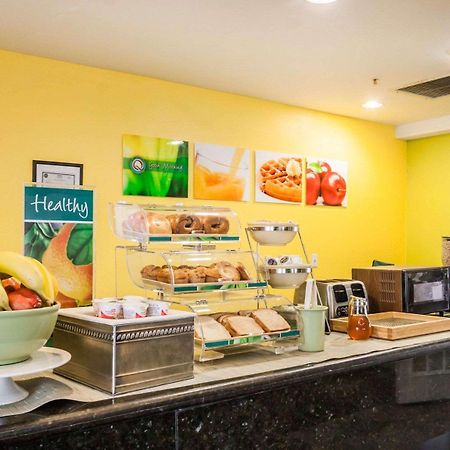 Quality Suites Memphis/ Wolfchase Galleria Экстерьер фото