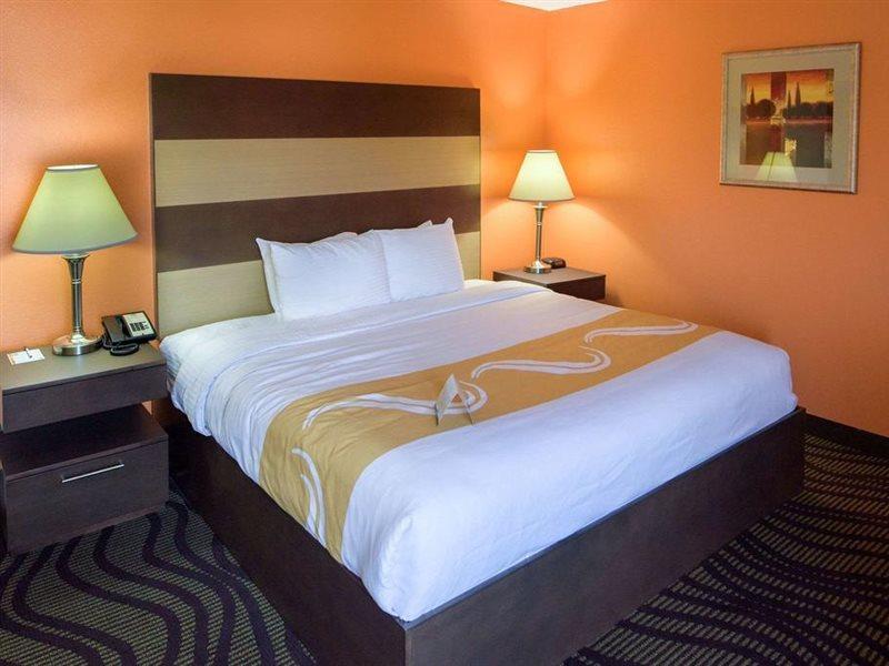 Quality Suites Memphis/ Wolfchase Galleria Экстерьер фото
