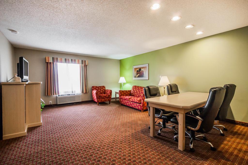 Quality Suites Memphis/ Wolfchase Galleria Экстерьер фото