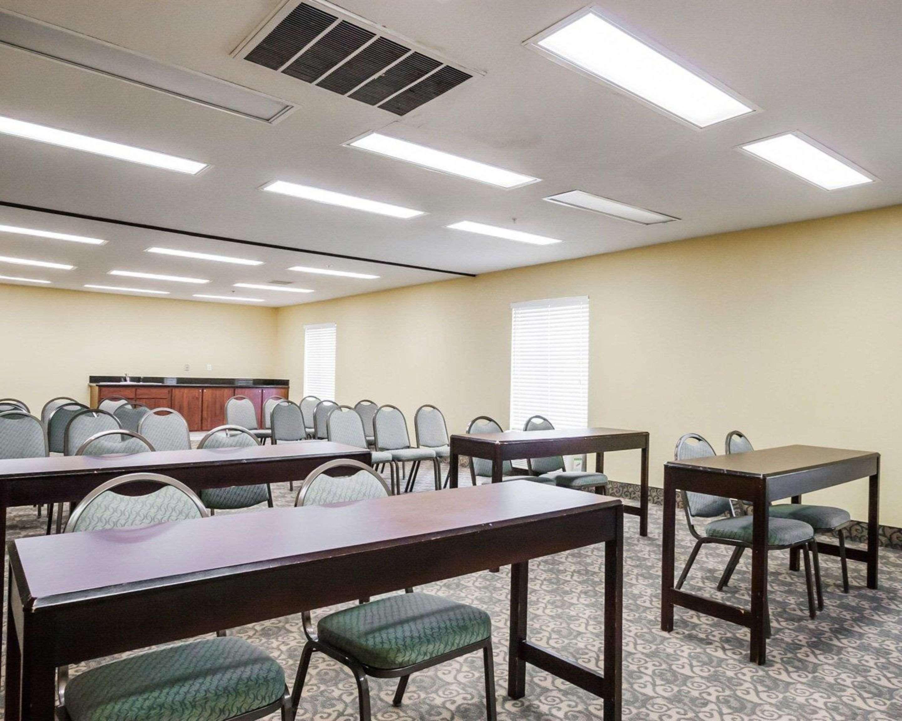 Quality Suites Memphis/ Wolfchase Galleria Экстерьер фото