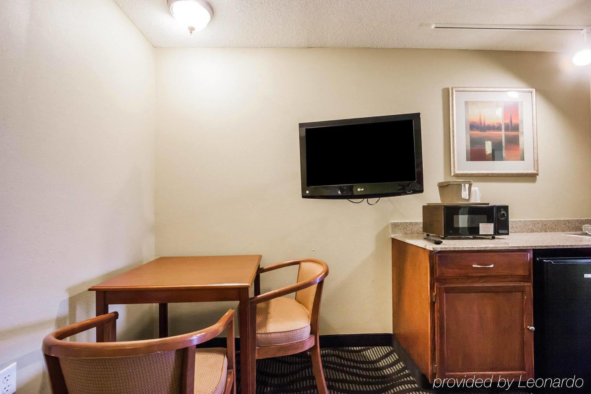 Quality Suites Memphis/ Wolfchase Galleria Экстерьер фото